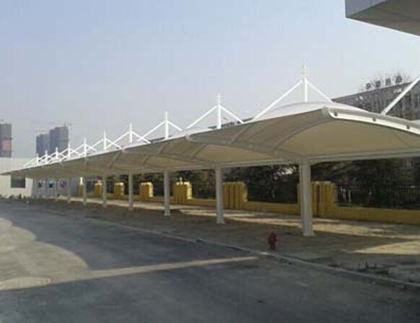 藍天膜結構——汽車(chē)停車(chē)棚