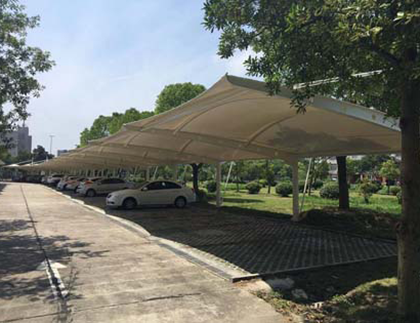 汽車(chē)停車(chē)棚