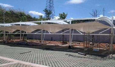 汽車(chē)停車(chē)棚