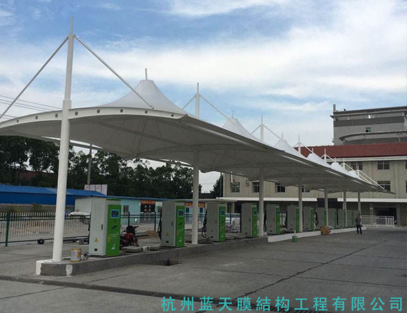 汽車(chē)停車(chē)棚